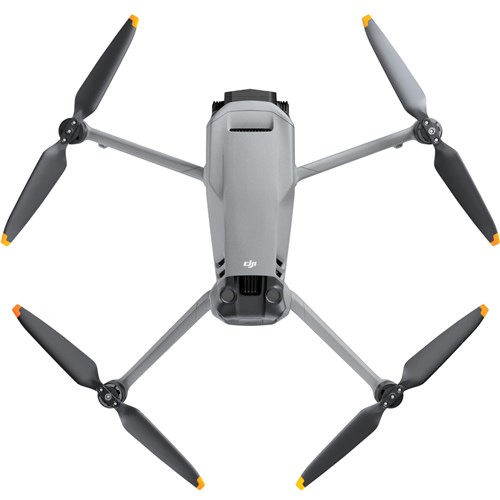 DJI Mavic 3 Pro Drone Fly More Combo (DJI RC)